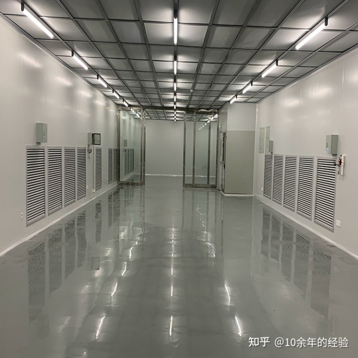 10萬(wàn)級(jí)無(wú)塵注塑生產(chǎn)車(chē)間 英文專(zhuān)業(yè)翻譯_無(wú)塵車(chē)間裝修_無(wú)塵鞋生產(chǎn)車(chē)間