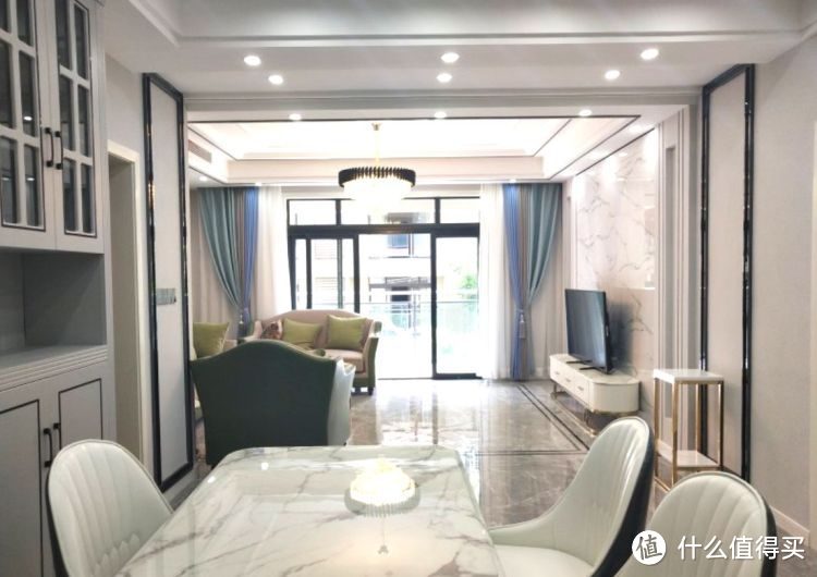 119㎡現(xiàn)代簡(jiǎn)約三居室，20萬(wàn)全包給熟人裝修，還沒(méi)開始入住先曬曬