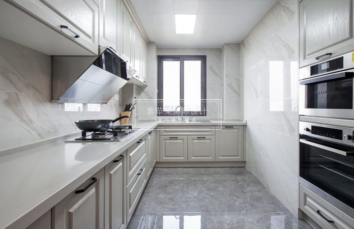 U型廚房怎么設(shè)計？U型廚房設(shè)計裝修效果圖