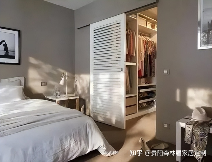 新房裝修，小戶型衣帽間怎么設計？教你4招輕松搞定