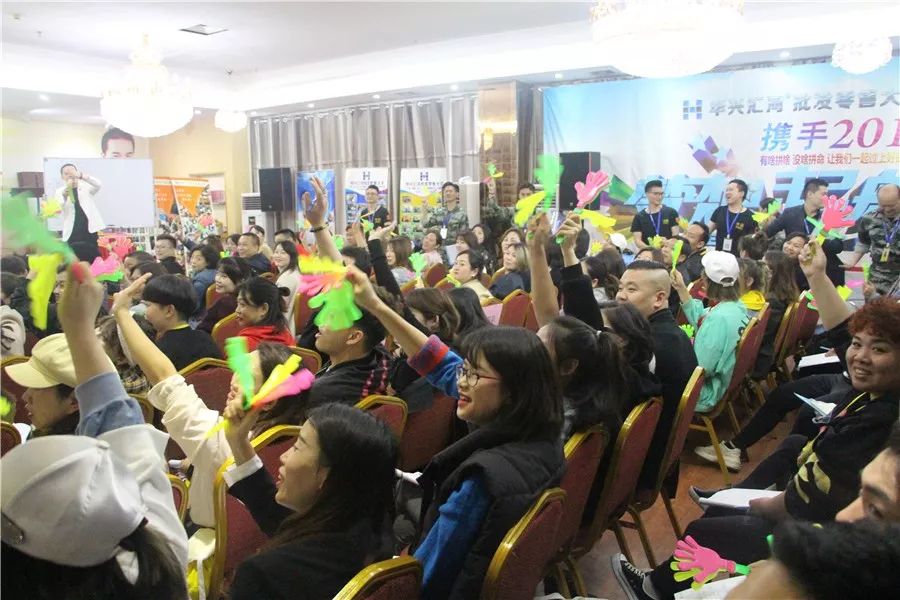 炒雞店門頭裝修店內(nèi)圖_淘寶導(dǎo)航店招店標(biāo)裝修素材psd_服裝店裝修