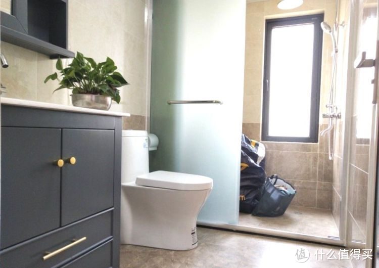 剛完工的新房，硬裝15萬(wàn)設(shè)計(jì)成現(xiàn)代簡(jiǎn)約風(fēng)格，看一眼都是享受