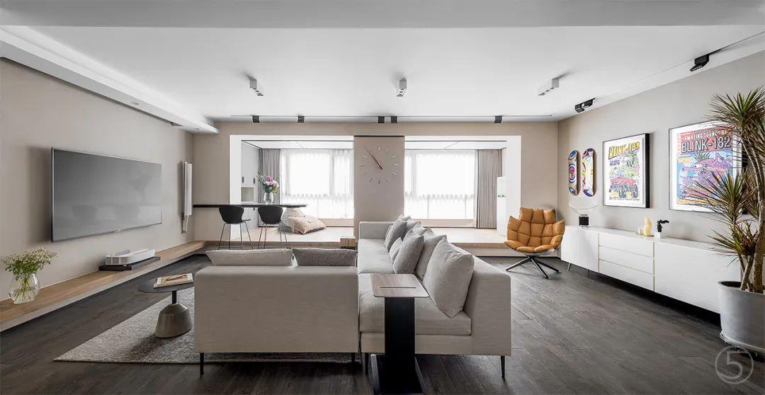 280㎡現(xiàn)代簡約，簡單樸素的空間，精致文藝的裝飾，滿屋輕松愜意