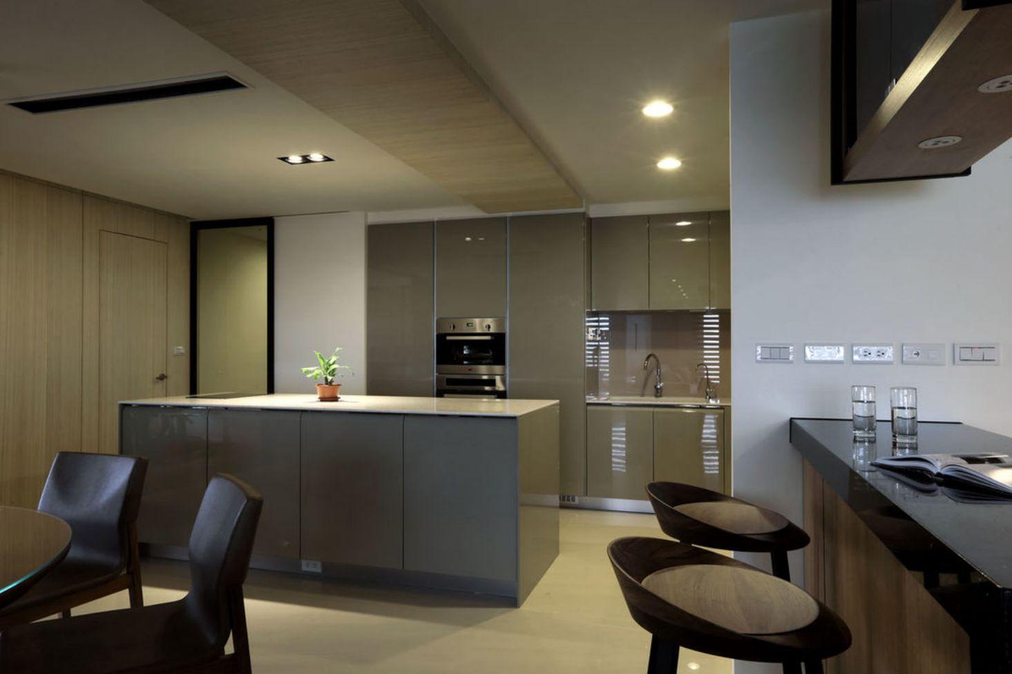 自助餐廳裝修效果工業(yè)風圖_住房地板裝修最新材料_住房裝修效果圖