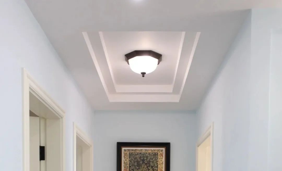 走廊雖小，燈具搭配好，裝修效果美不少！