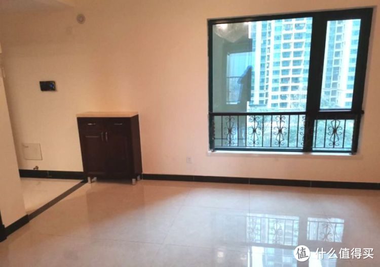 首付10萬入手的單身公寓，51㎡一室一廳恒大精裝房，月供1200元