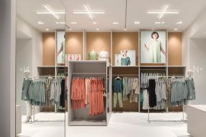 時尚女裝店內裝修,女裝店室內設計圖,合肥女裝店裝修設計效果圖2.jpg