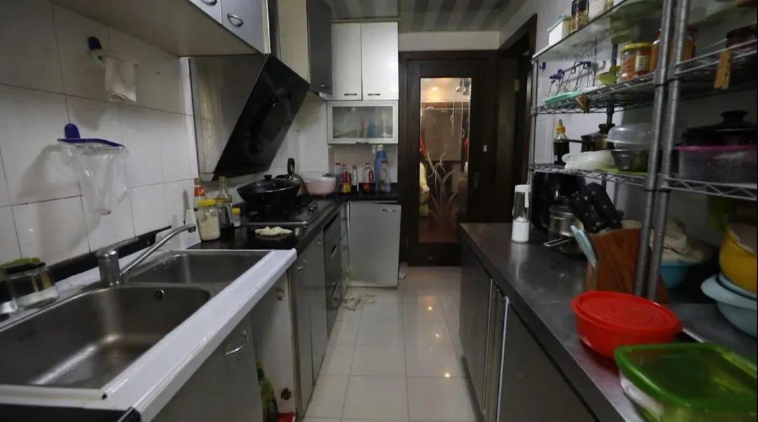 如何把兩房變?nèi)縚60平方兩房變?nèi)縚兩房變?nèi)垦b修圖