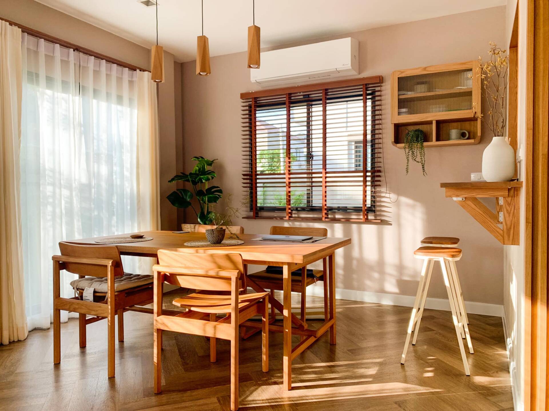 看了這一棟別墅，我才意識到：裝修可以不奢華，但一定要有煙火氣