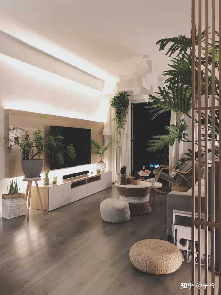 客廳墻三米六買多大電視_客廳電視墻裝修設(shè)計(jì)_新中式客廳電視背墻墻