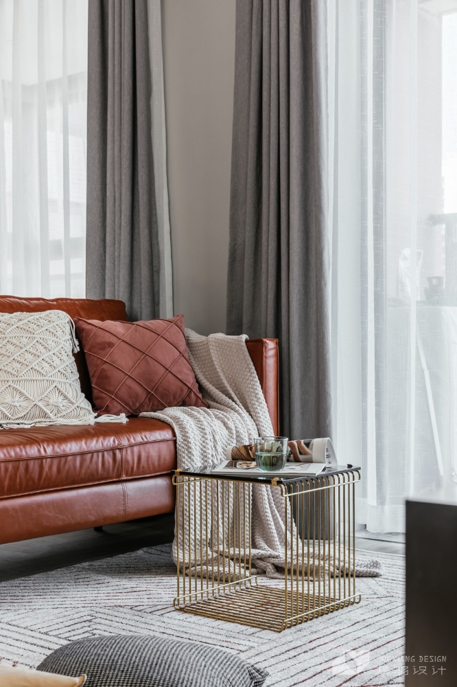 臥室床裝修效果圖打通2套小公寓，獲得舒適的生活北歐極簡(jiǎn)臥室設(shè)計(jì)圖片賞析