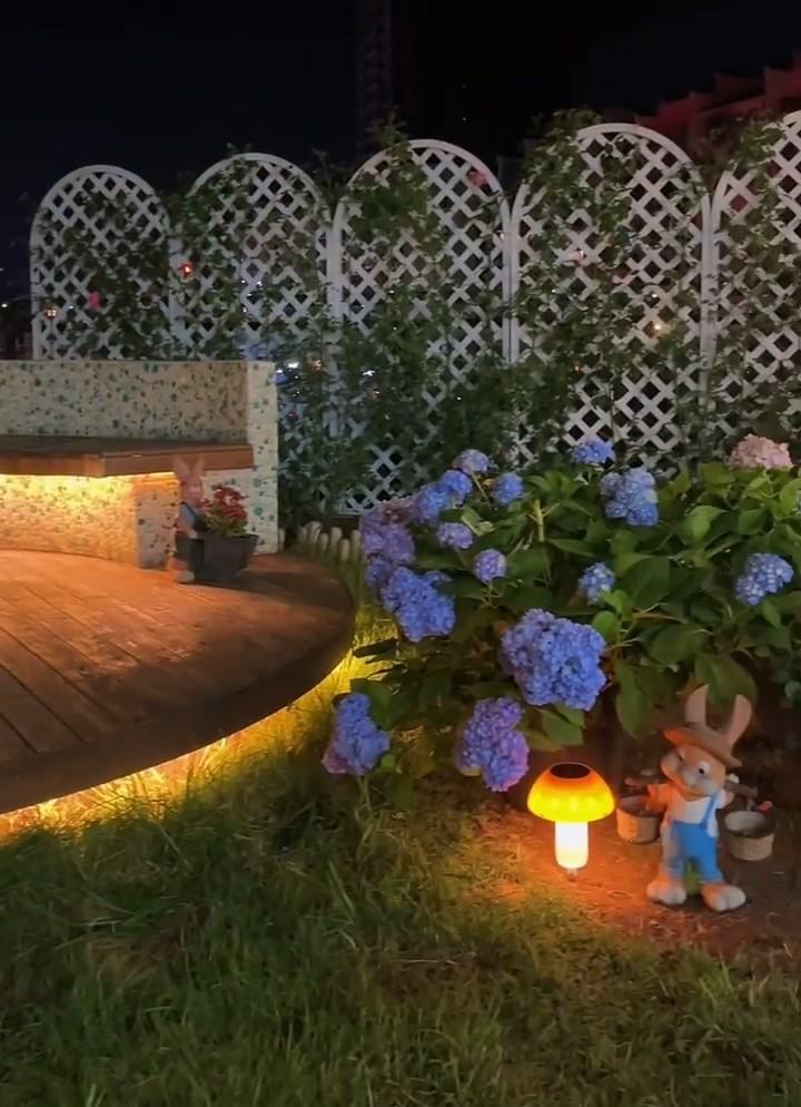 都說一樓不能要，我多花10萬買了一樓帶院，改造成花園后人人羨慕