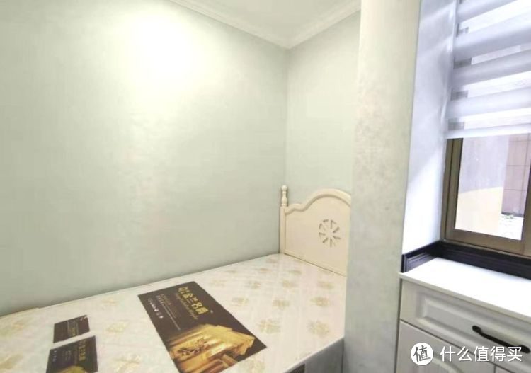 擠破頭買(mǎi)了這套100㎡小三房，送超大平臺(tái)花園，比房子大了一倍