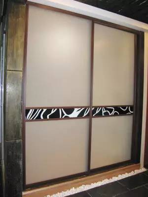 臥室手繪墻畫(huà) 土巴兔裝修效果_女生臥室裝修效果圖_歐式臥室裝修效果圖片