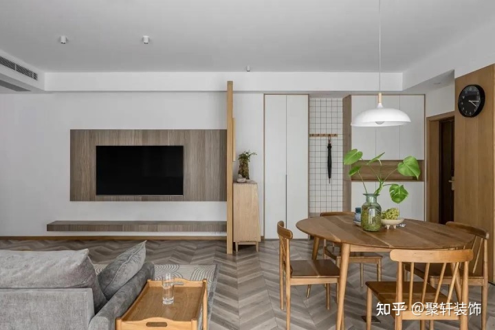 玄關(guān)隔斷裝修效果圖_進(jìn)門(mén)玄關(guān)隔斷裝修效果圖_裝修隔斷玄關(guān)效果圖