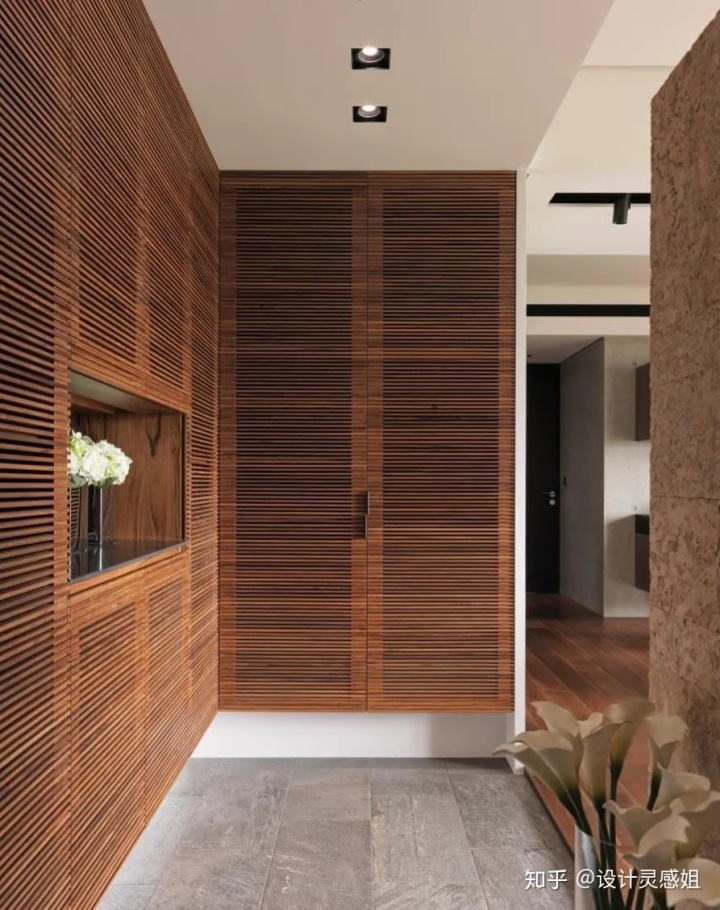 門廳玄關(guān)裝修效果圖_進(jìn)門玄關(guān)裝修效果圖片_門廳玄關(guān)隔斷裝修效果圖大全