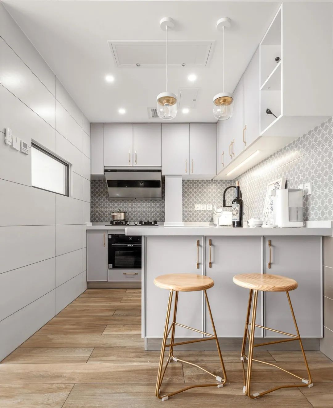 小戶型裝修攻略_小戶型裝修攻略_迷你雅居:史上最牛的小戶型設(shè)計團(tuán)隊裝修攻略